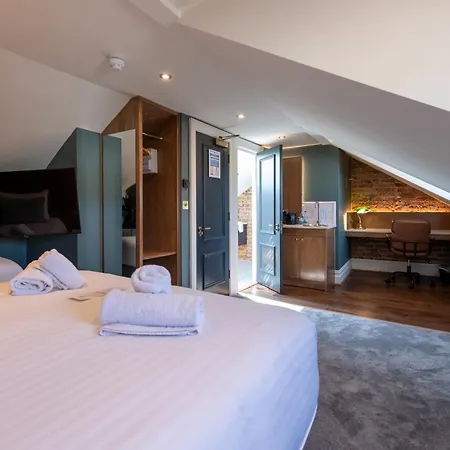 The Crown Pub & Guesthouse London Exterior photo