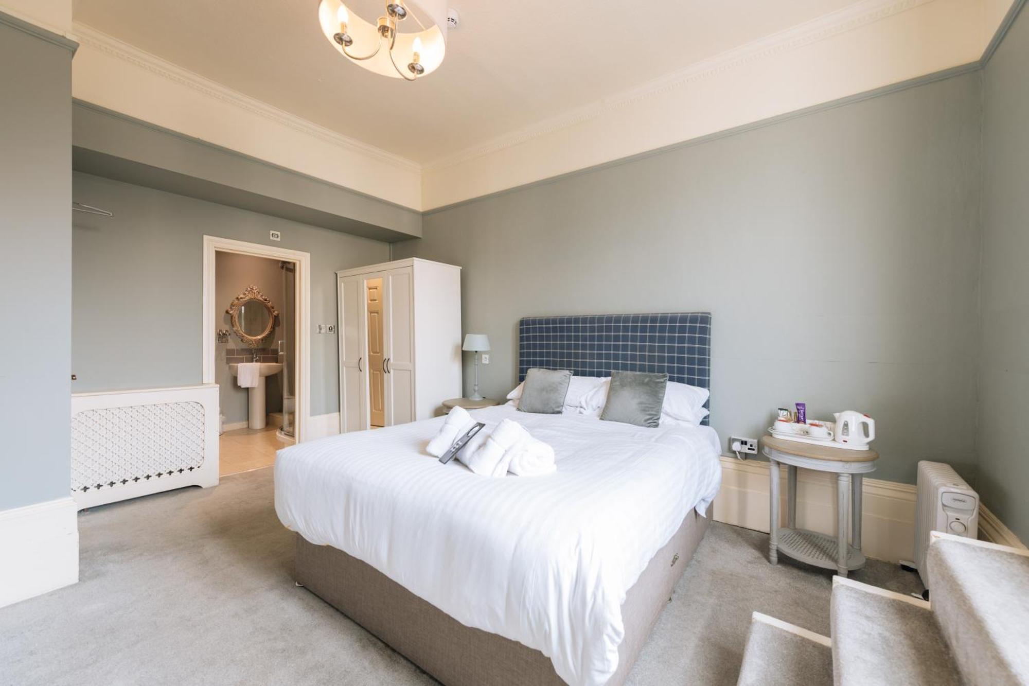 The Crown Pub & Gasthof 4*